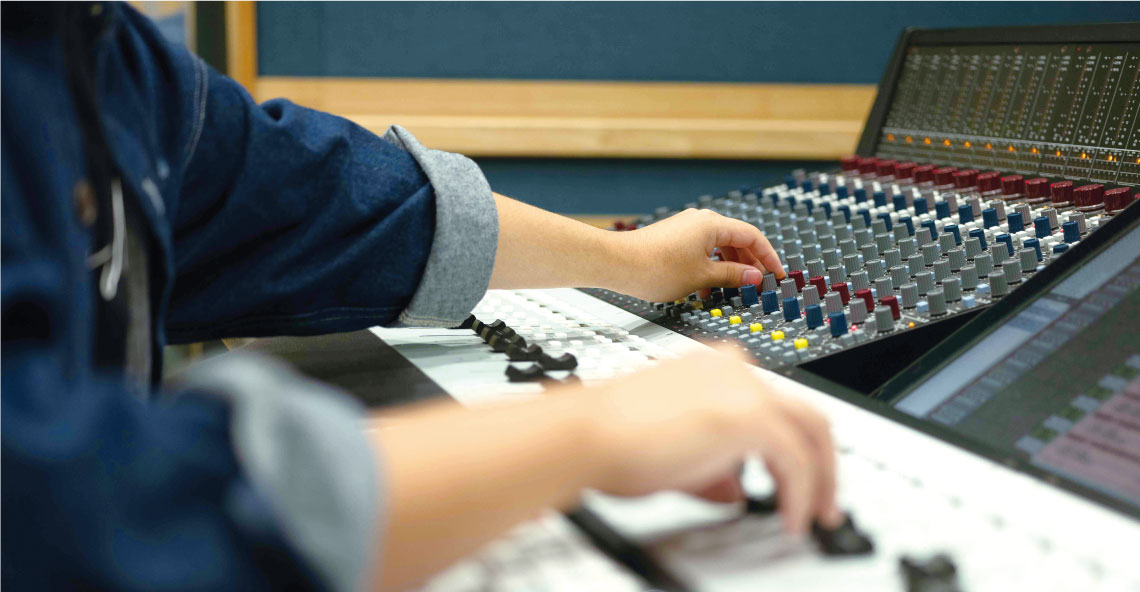 サウンドデザイン＆スタジオレコーディングコース 2年制