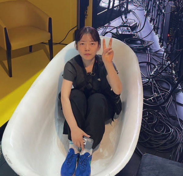 申 姈瑟 さん