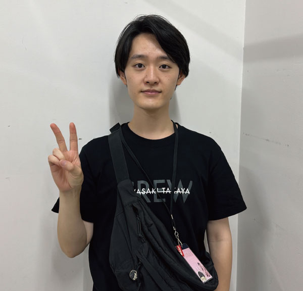 岡島 諒 さん