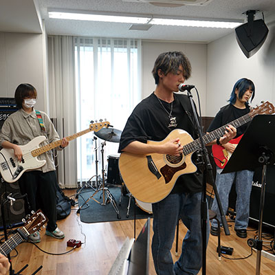シンガーソングライターコース 授業イメージ